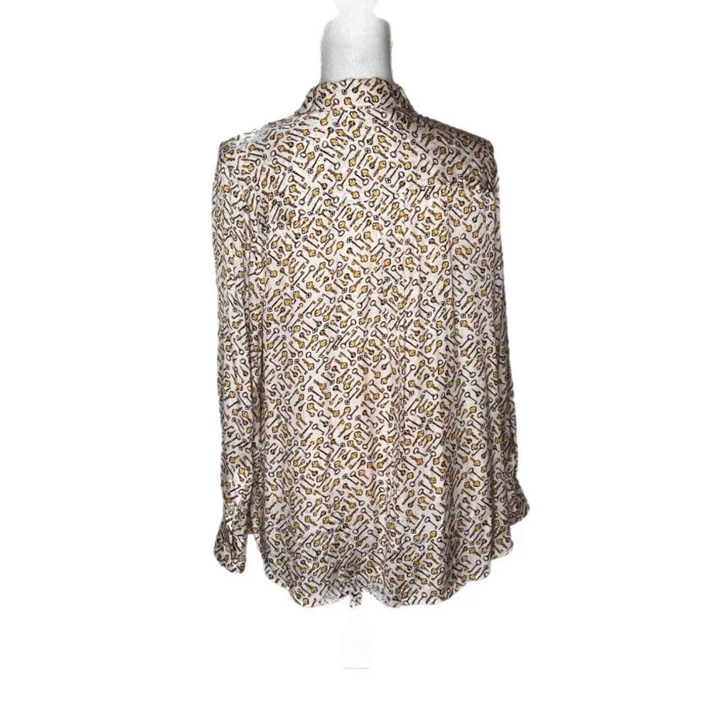 Chico's 2 or L Petite Top Golden Keys Prints Soft Button Shirt Blouse Long Slv - Picture 2 of 7